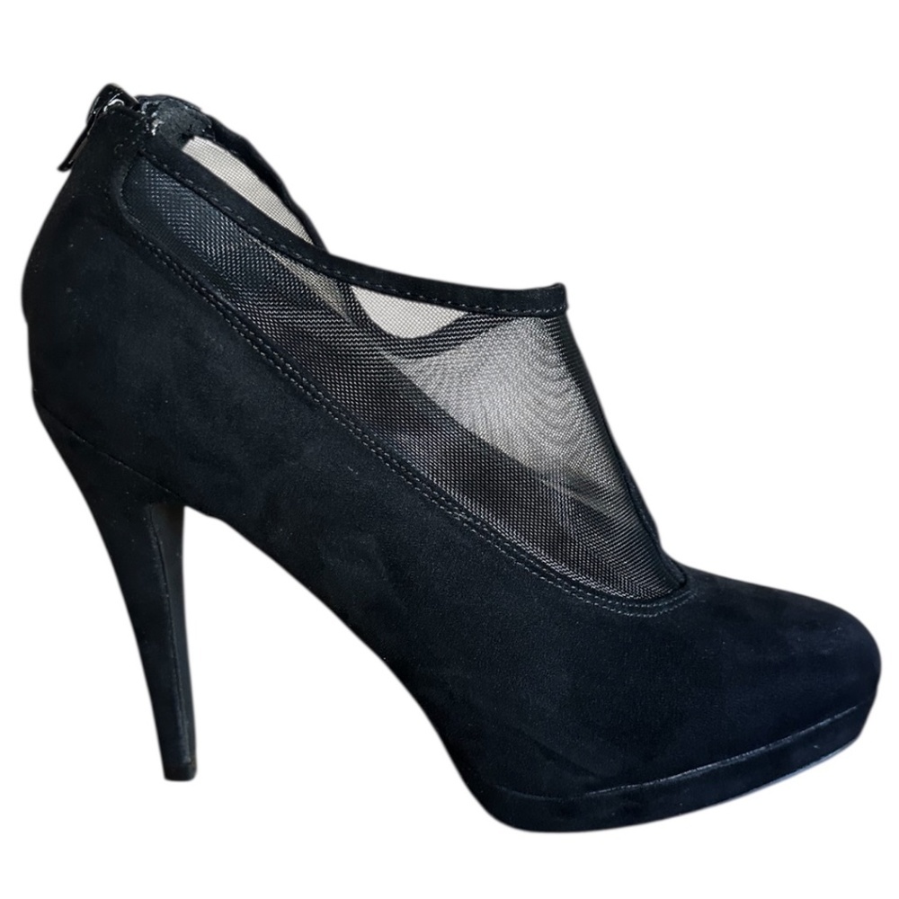 Le Château Black Suede Mesh Platform Heels Ankle Booties | Size 39 | NWOT